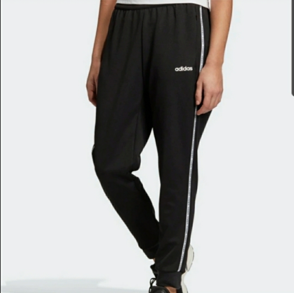 NWT Adidas 7/8 Joggers